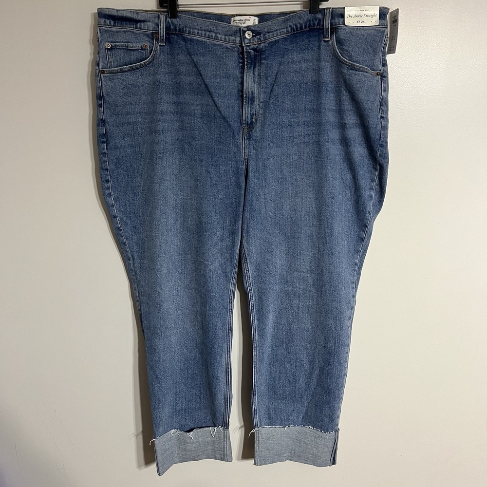 NWT Abercrombie & Fitch Ultra High Rise The Ankle Straight Jeans Size‎ 24 Long